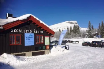 Skeikampen - Seglastad