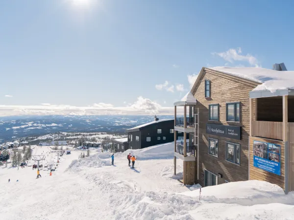 Skipasspaket till Norefjellstua på påsklovet vecka 15 (mån-sön)